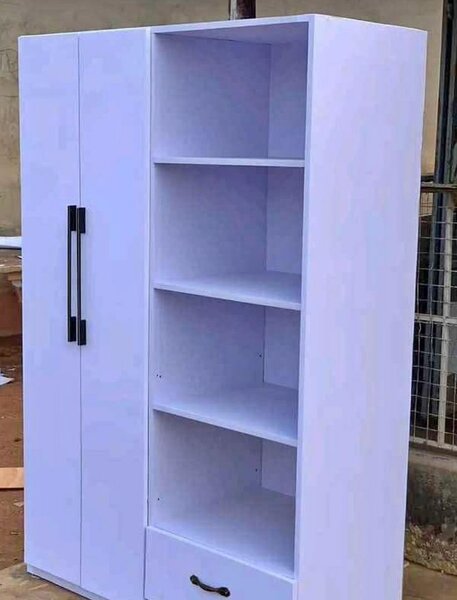 Armoire de rangement moderne