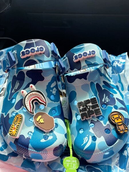 Crocs bape disponible de 37-45