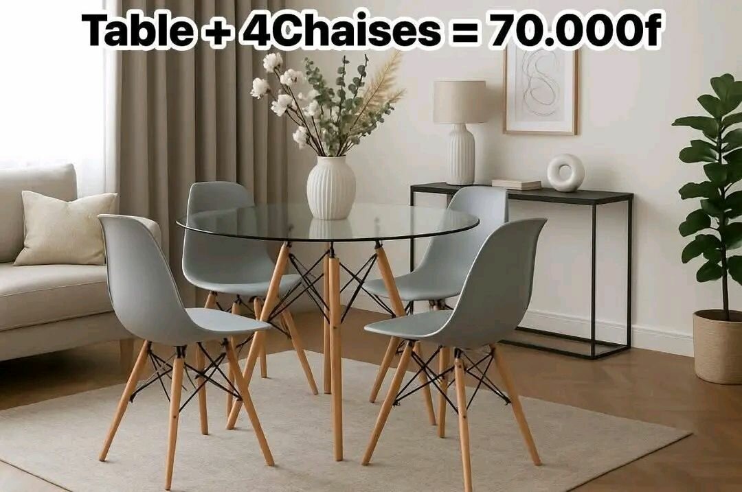 Ensemble Table et Chaises Moderne