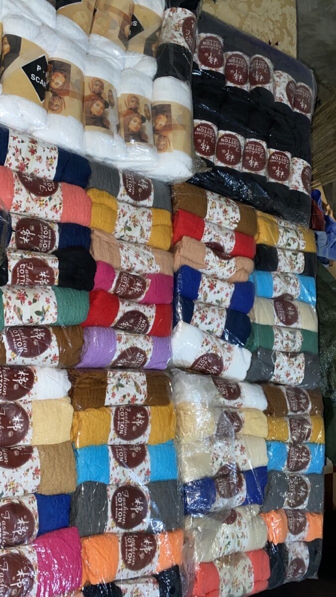 Crinkled cotton scarves(veils)