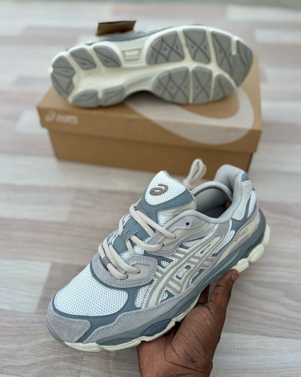 Nouvelle chaussures Asics Gel