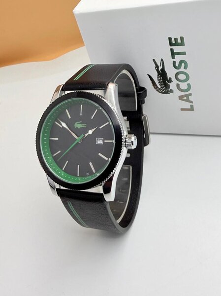 Montre Lacoste