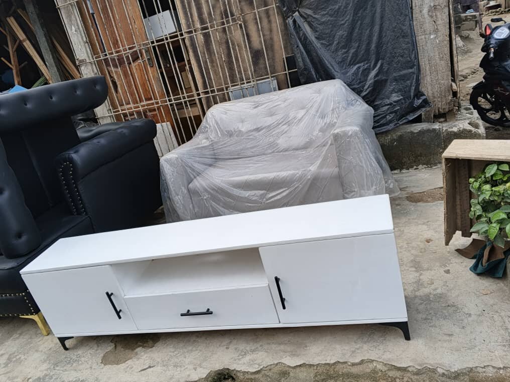 Meuble TV moderne blanc