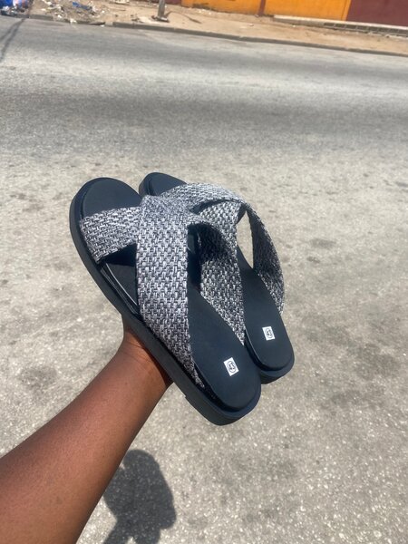 Sandales croisées confortables