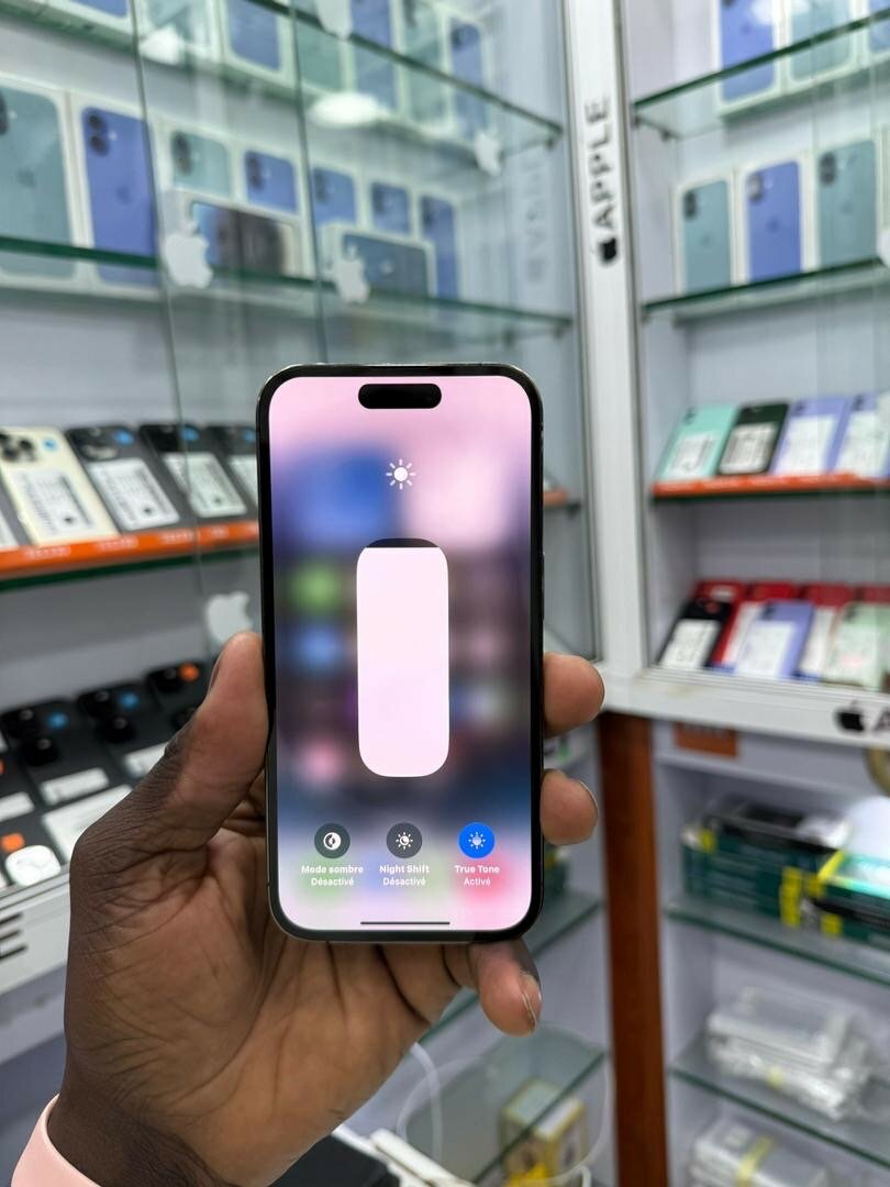 iPhone 14 Pro 128go en bon éta