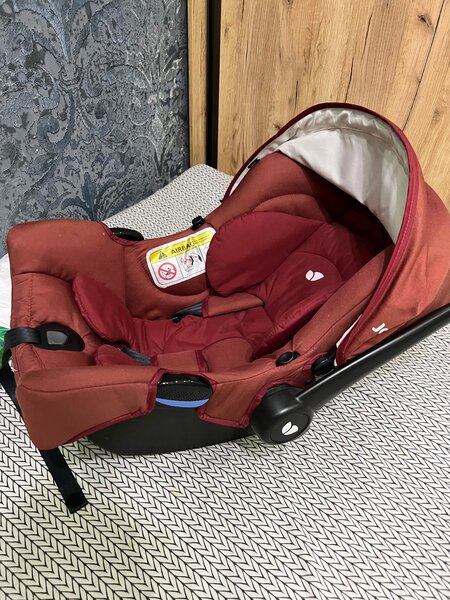 Автолюлька Joie Gemm + база isofix