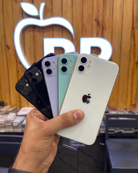 iPhone 11 64G quasi neuf