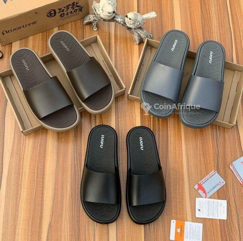 Tongs confortables hommes