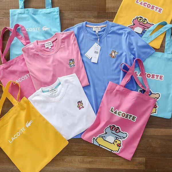 T-shirts Lacoste colorés