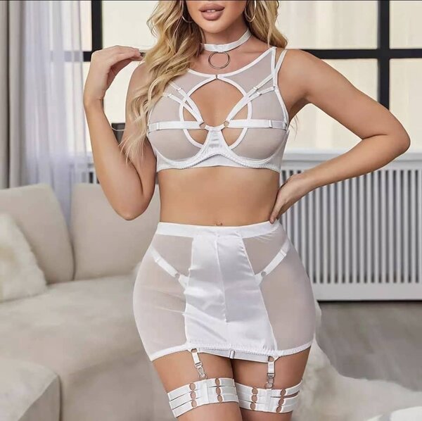 Ensemble lingerie sexy en dentelle