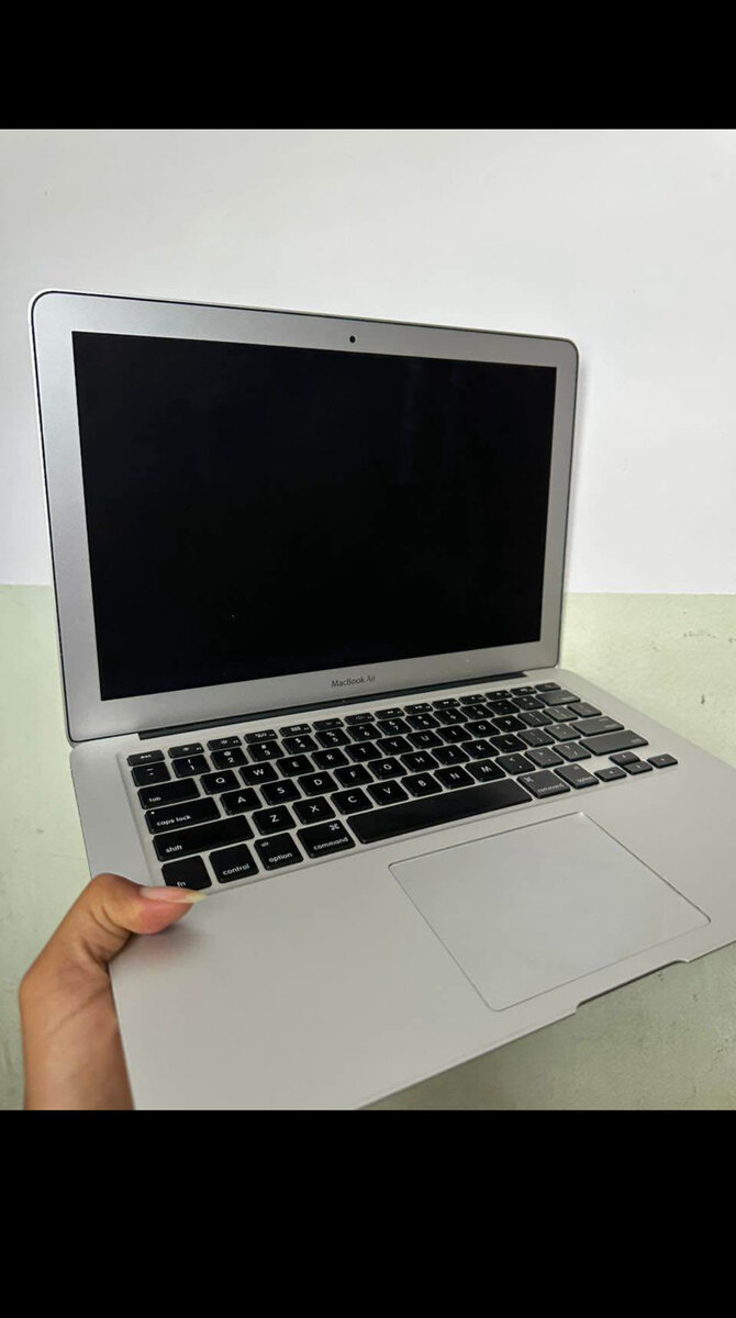 Ordinateur portable léger Apple