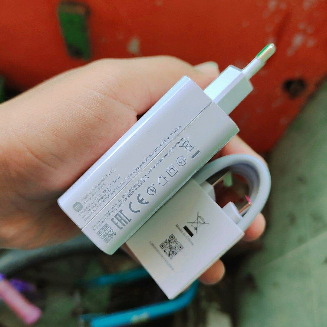 120W Fast Charging Adapter