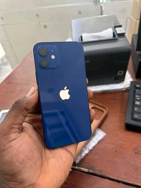 iPhone 12 Bleu 64GB