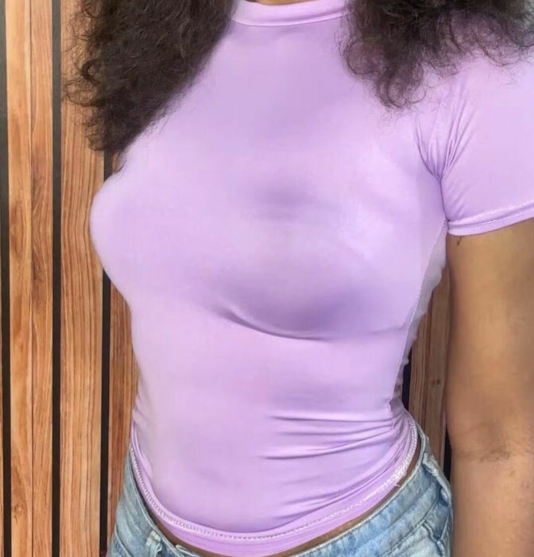 T-shirt moulant tendance