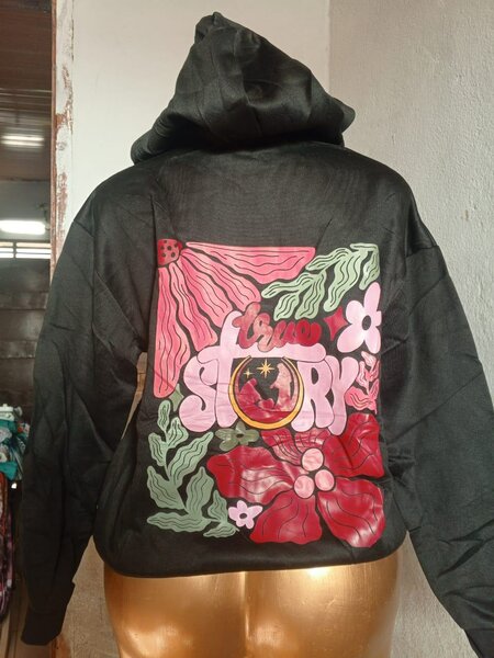 Sweat-shirt à capuche stylé