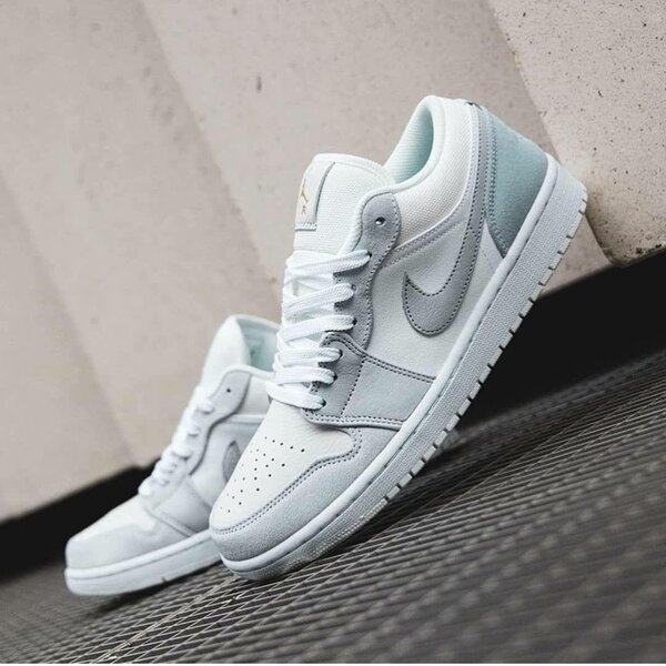Sneakers basses modernes élégantes