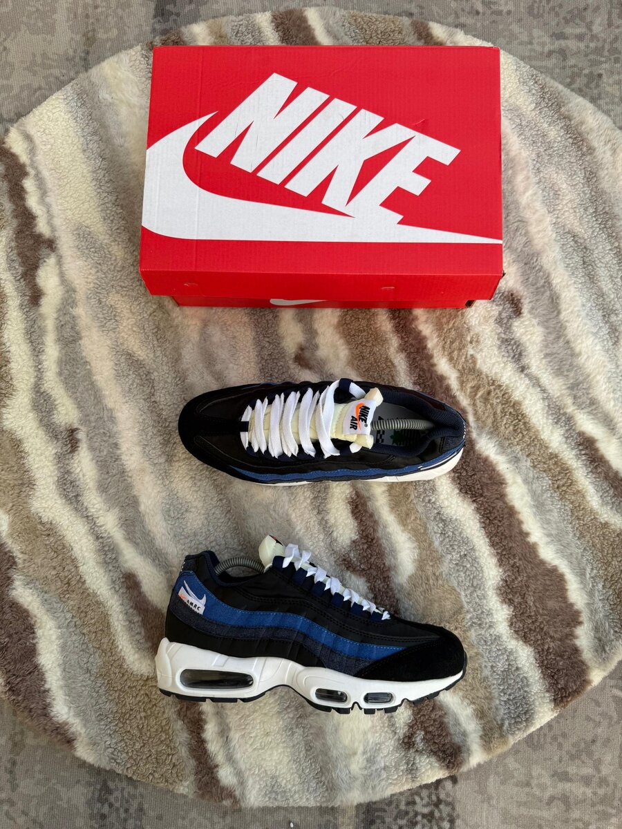Nike Air Max 95 Sneakers