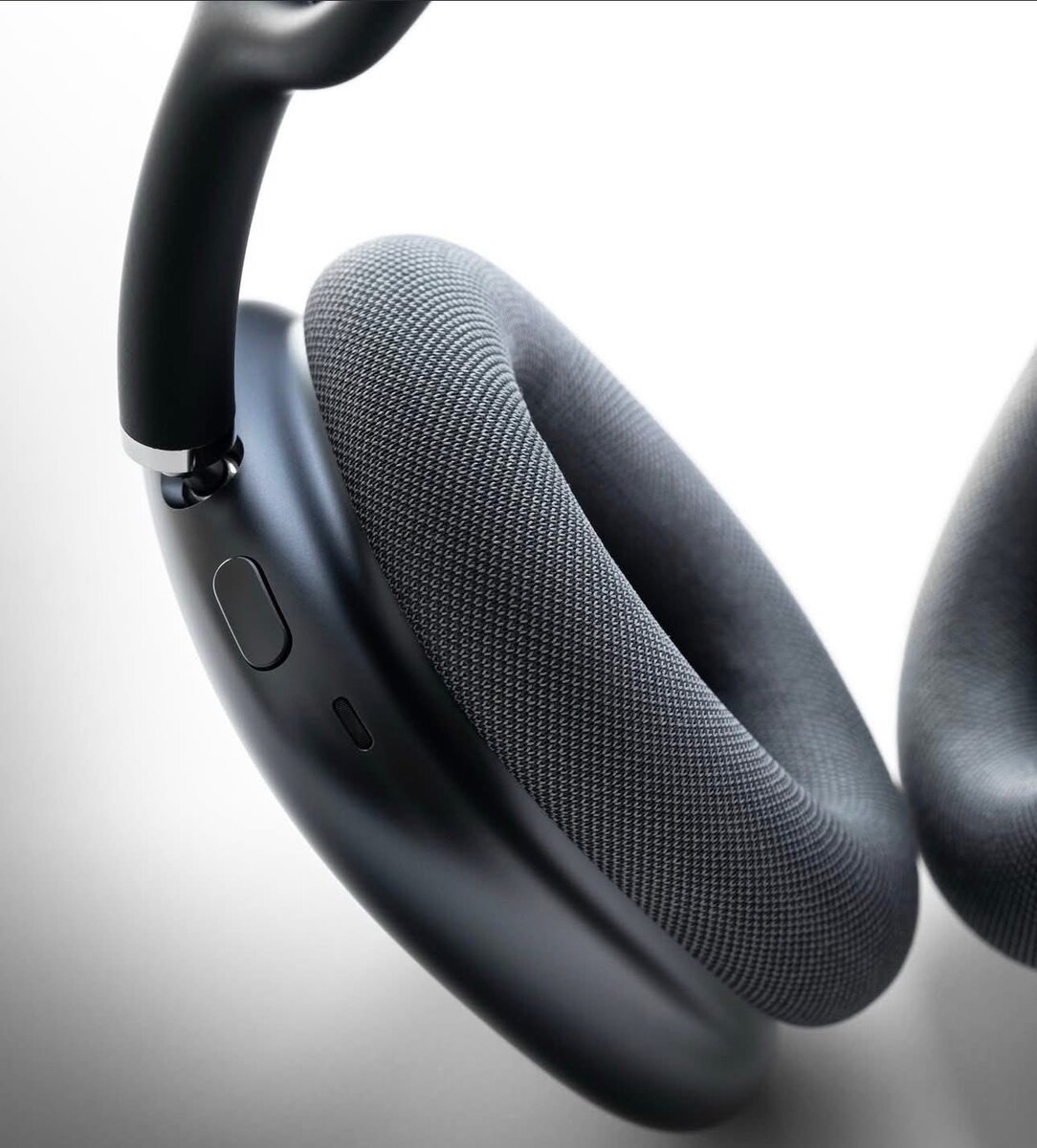 AirPods Max  2024