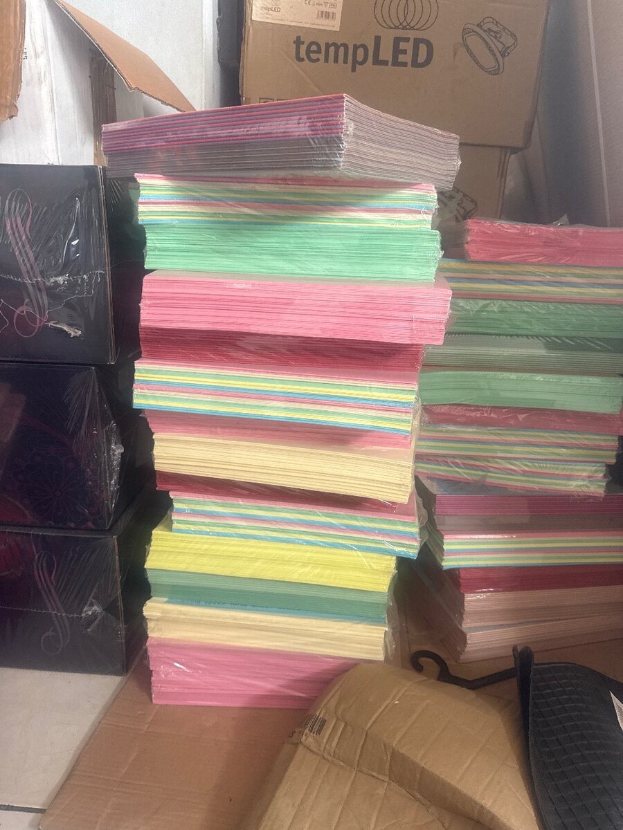 Papier Cartonné Multicolore