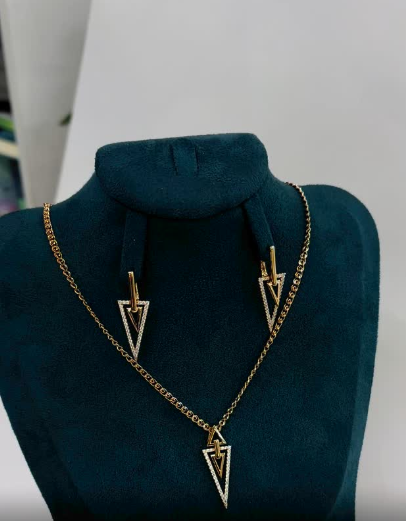 Позолоченный набор   С пробой 585 