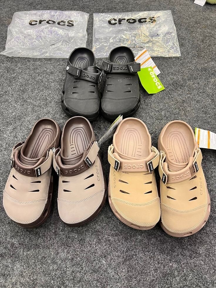 Nike calm mules, Crocs , Yezzy , Calm Slides etc