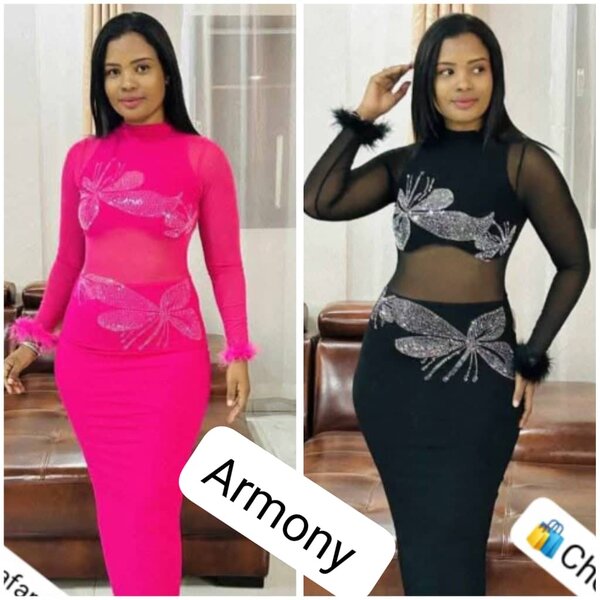 Robe élégante avec papillons