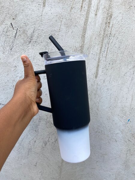 Vacuum cups
