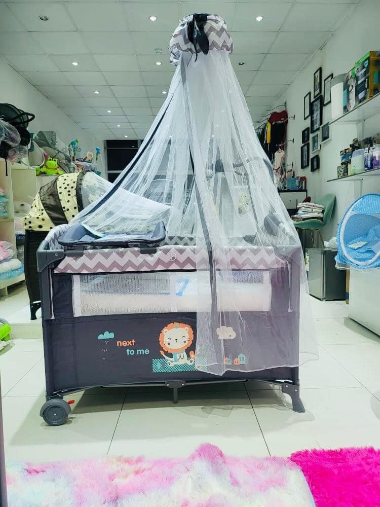 playpen with mattress, changing mat