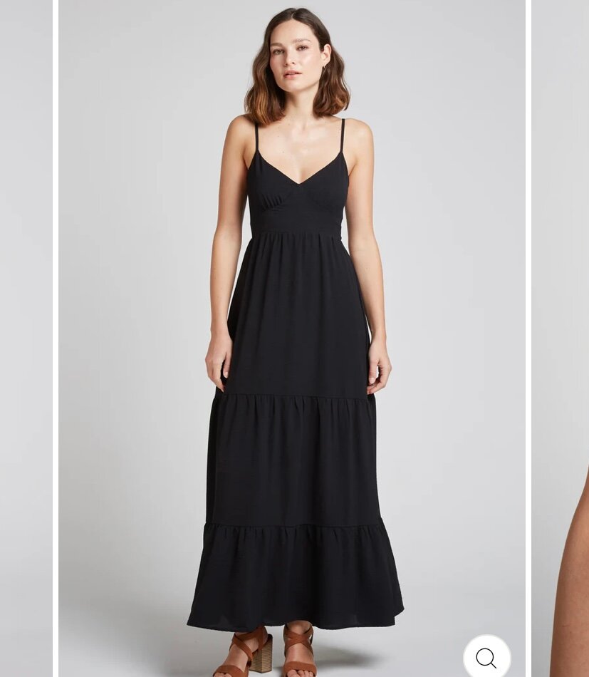 Robe longue élégante noire