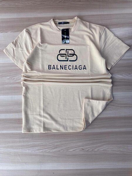 Quality round neck shirts for men