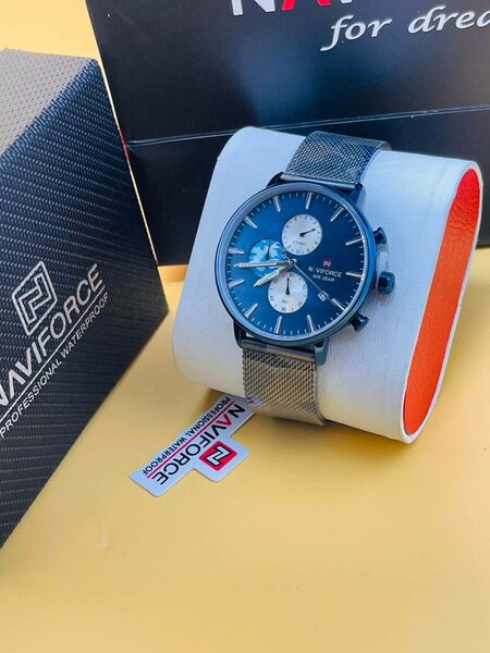 MONTRE LUXE HOMME  NAVIFORCE