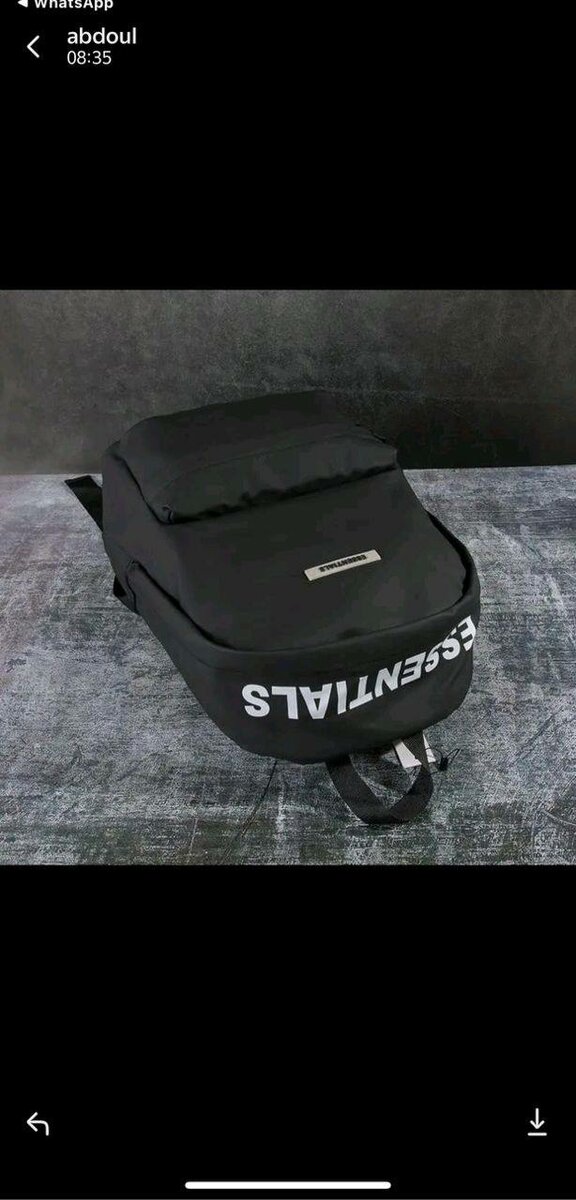 Sac à dos noir "Essentials"