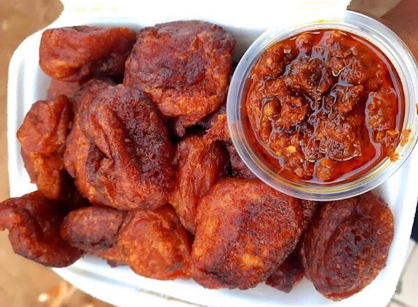 Claclo huile rouge œuf