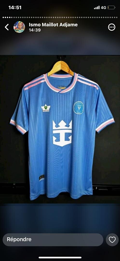 Maillots de football Adidas