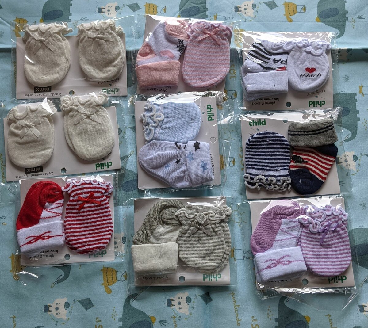 Hand  socks or mitens