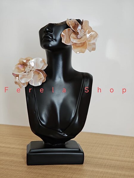 Broche florale perles élégante