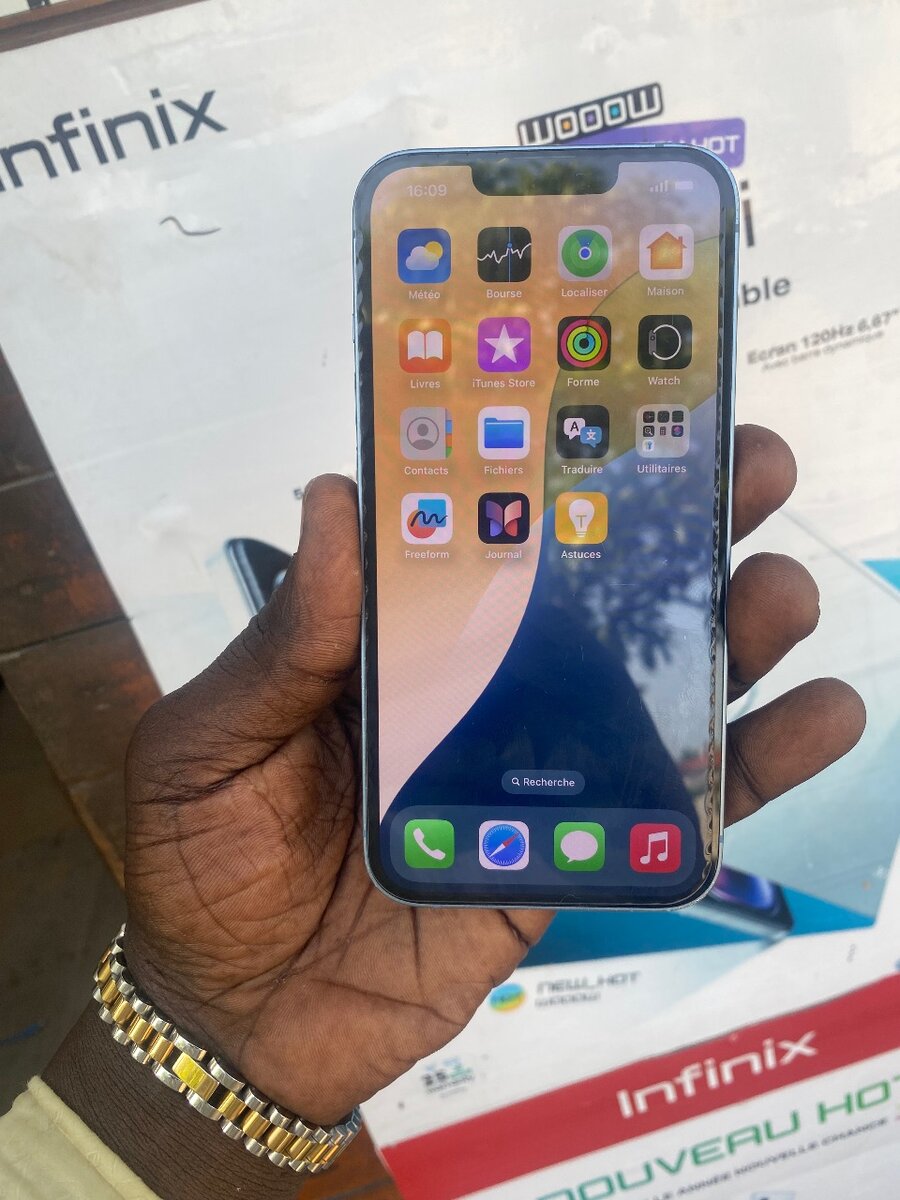 iPhon 14 simple 128 giga