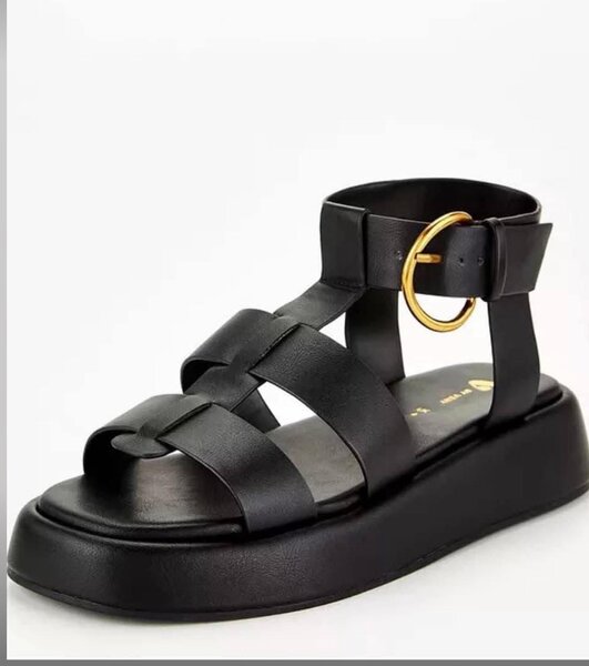 Sandales plateformes chics femme