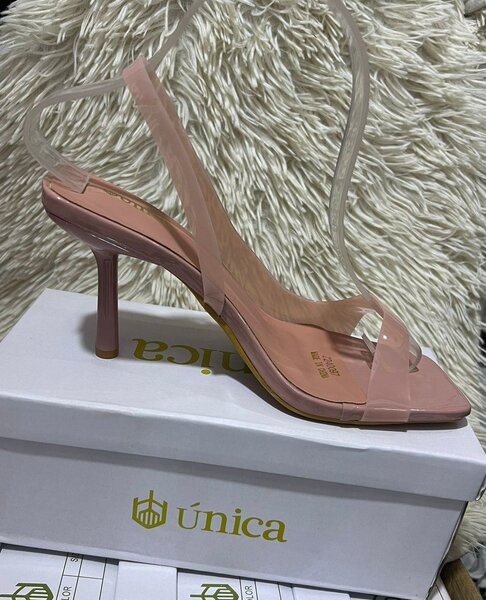 Heels/talons 11