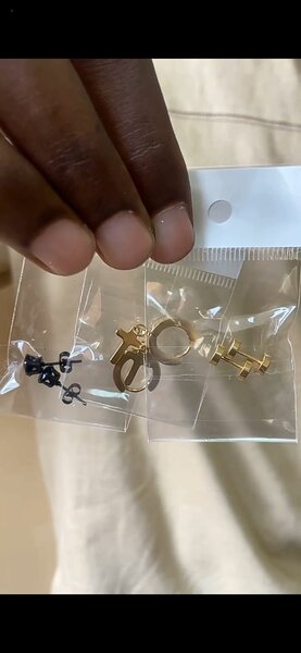 Ear rings