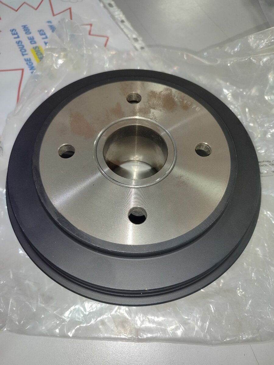 Tambour de frein robuste acier