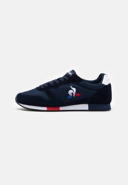 Baskets propre