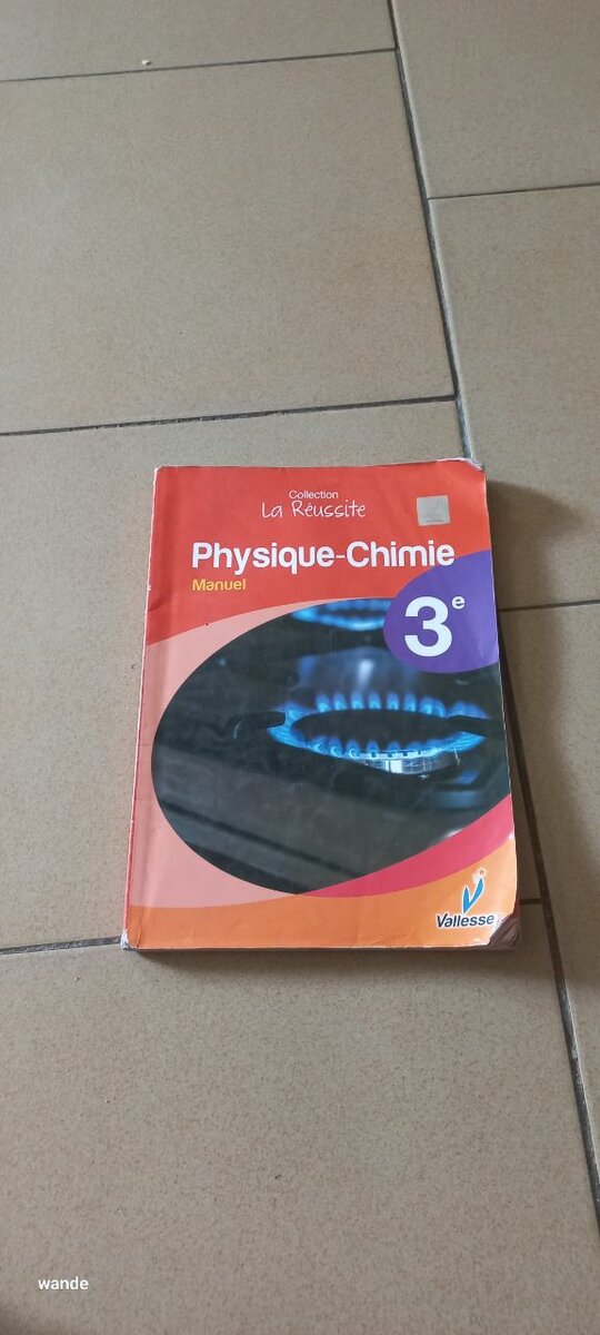 Livre Physique-Chimie 3e