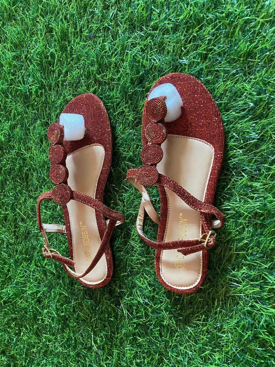 Ladies shoes