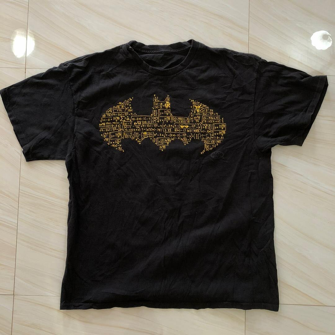 Batman tee