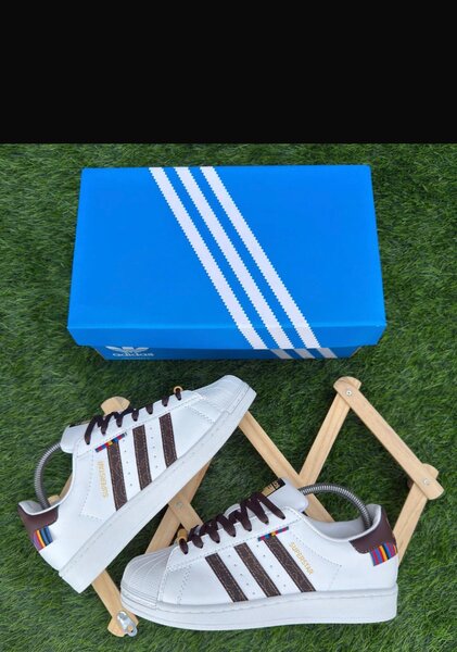 Adidas super star