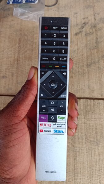 Hisense avec vocale Originale