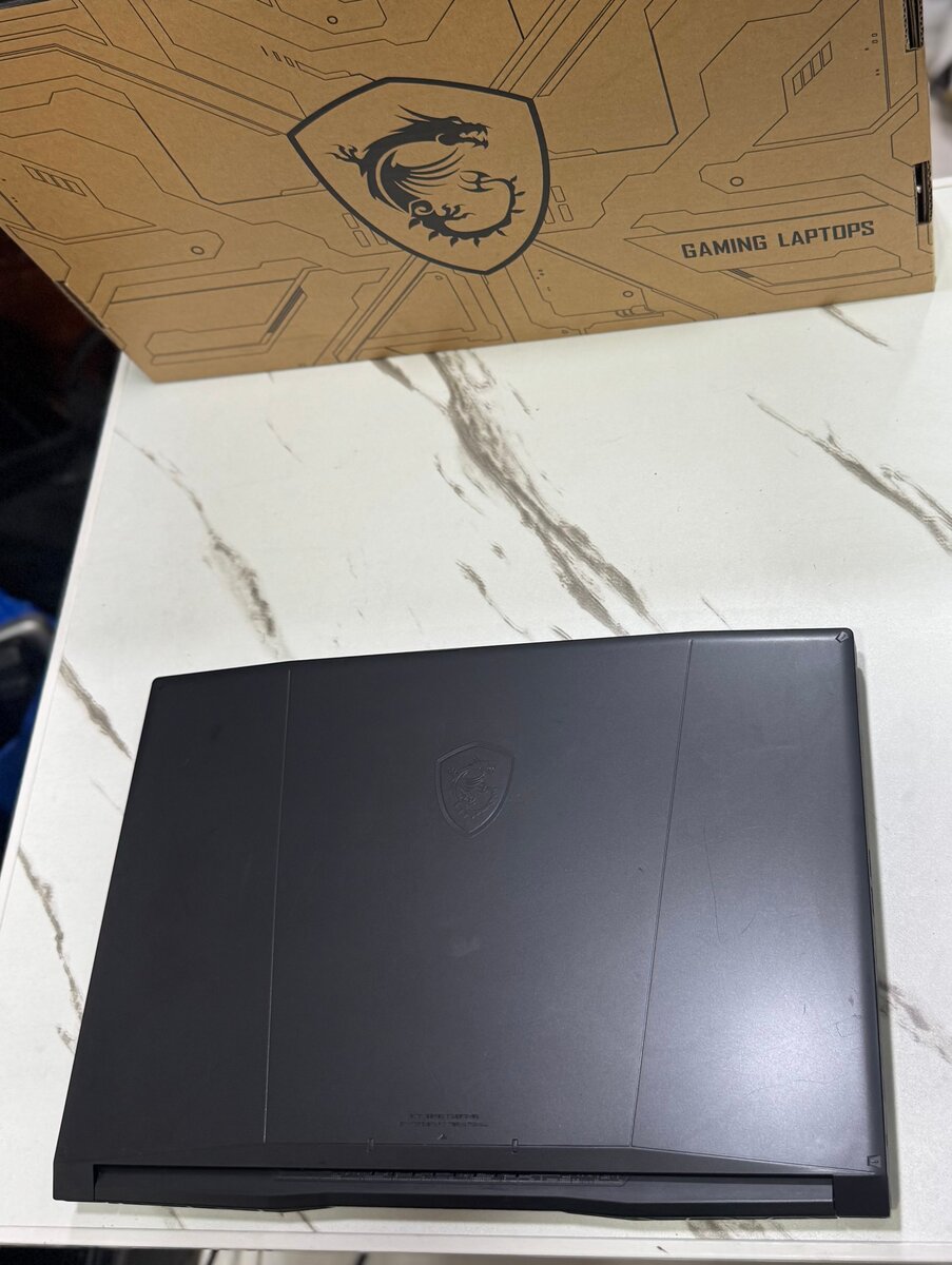 msi katana 17 b12vfk i5 12th