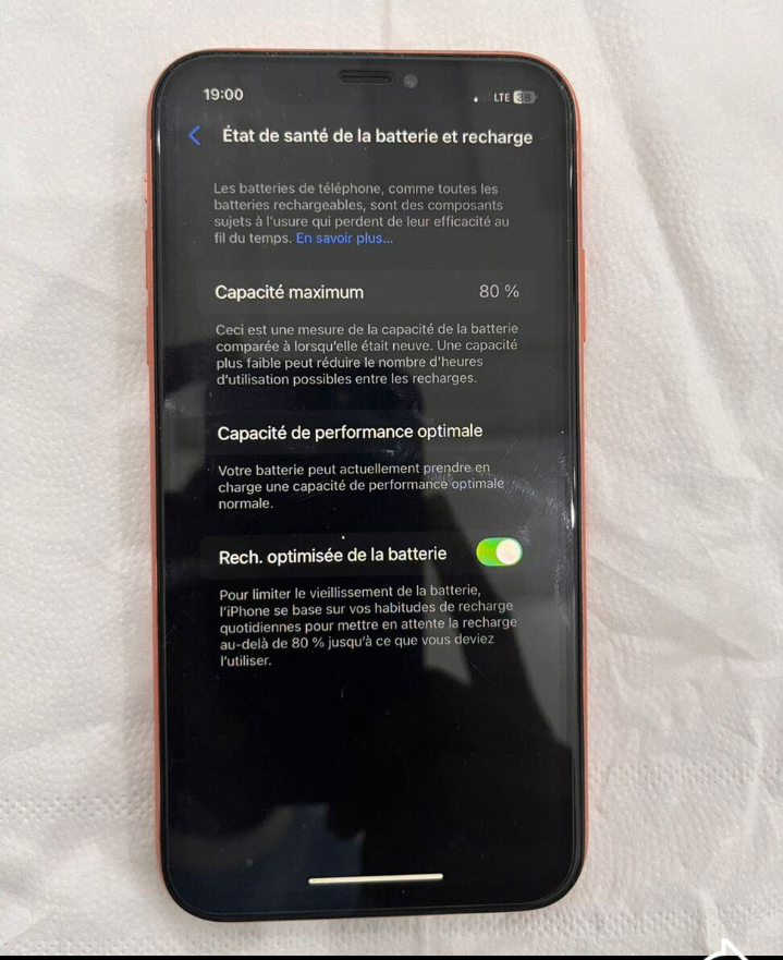 iPhone XR 64Go Rouge