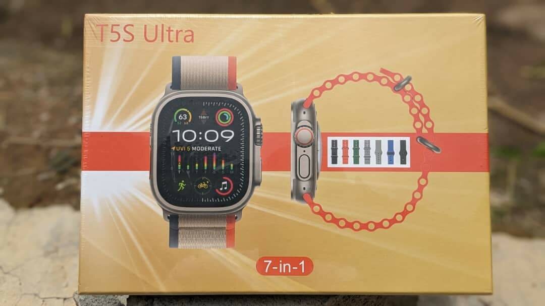 Smart watch with 7 different belts